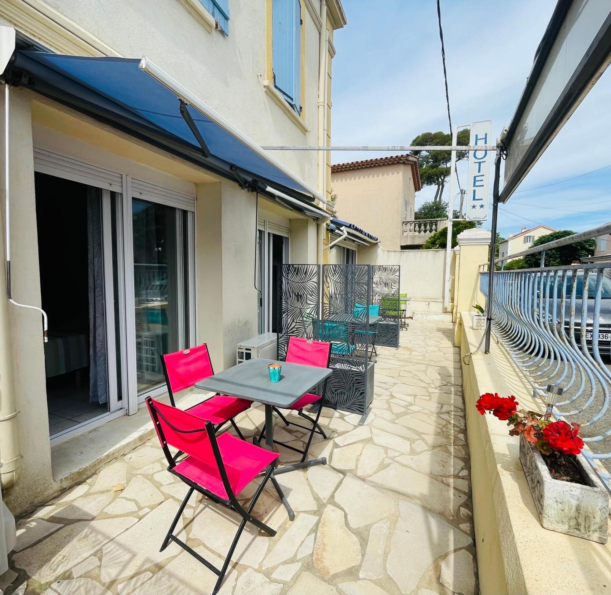 Hotel L'Escale Au Soleil 圣艾格夫 外观 照片