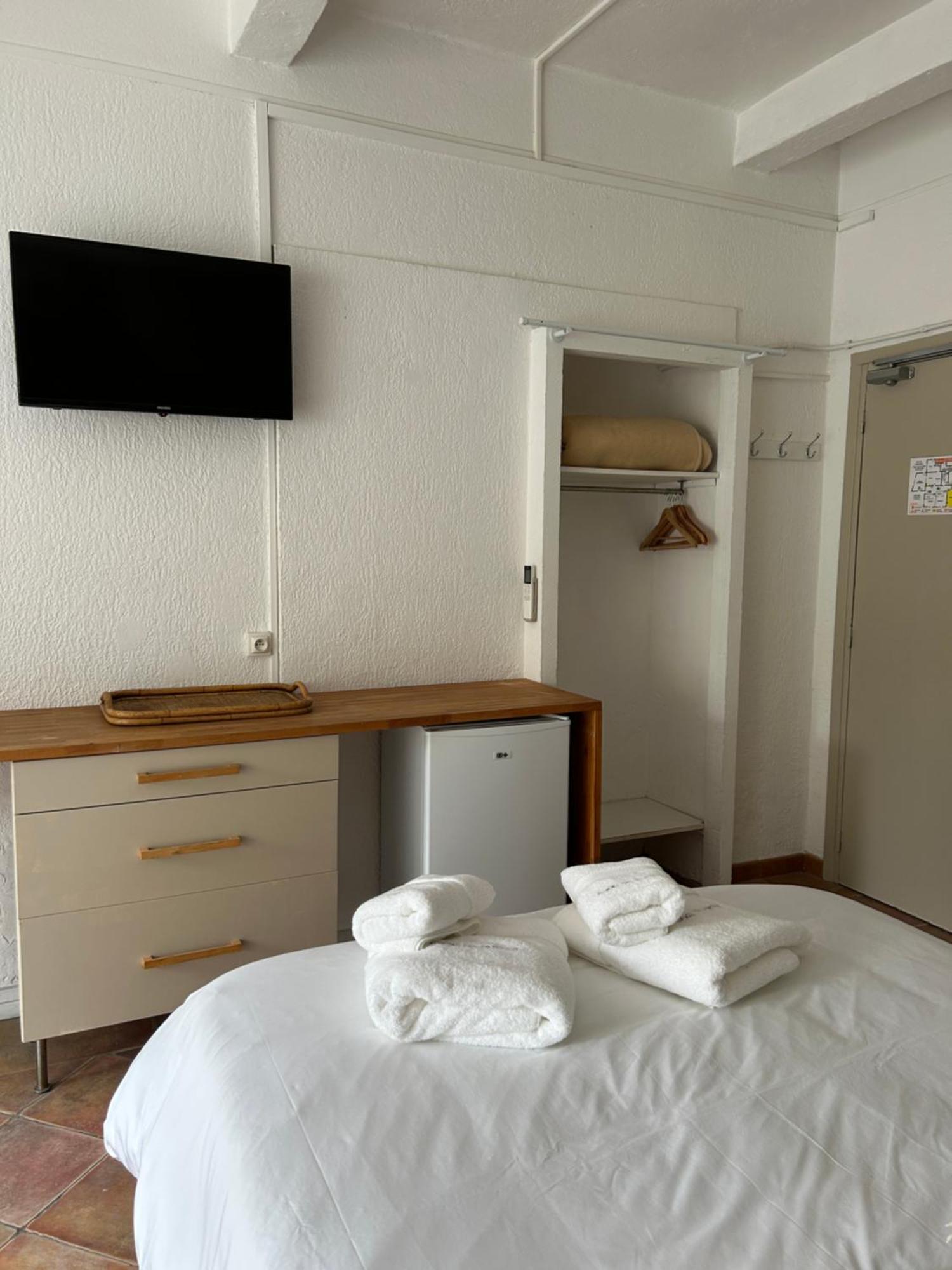 Hotel L'Escale Au Soleil 圣艾格夫 外观 照片